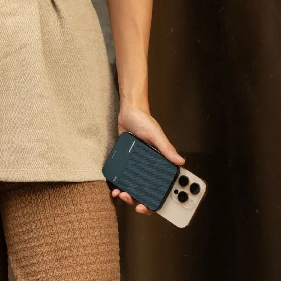 Native union (re)classic power bank 5000mah qi2 _ Navy